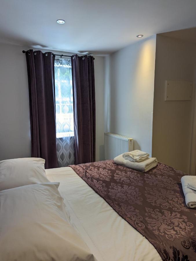 Barley Sheaf, Old Bridge Street En Suite Rooms, Room Only Truro Ngoại thất bức ảnh