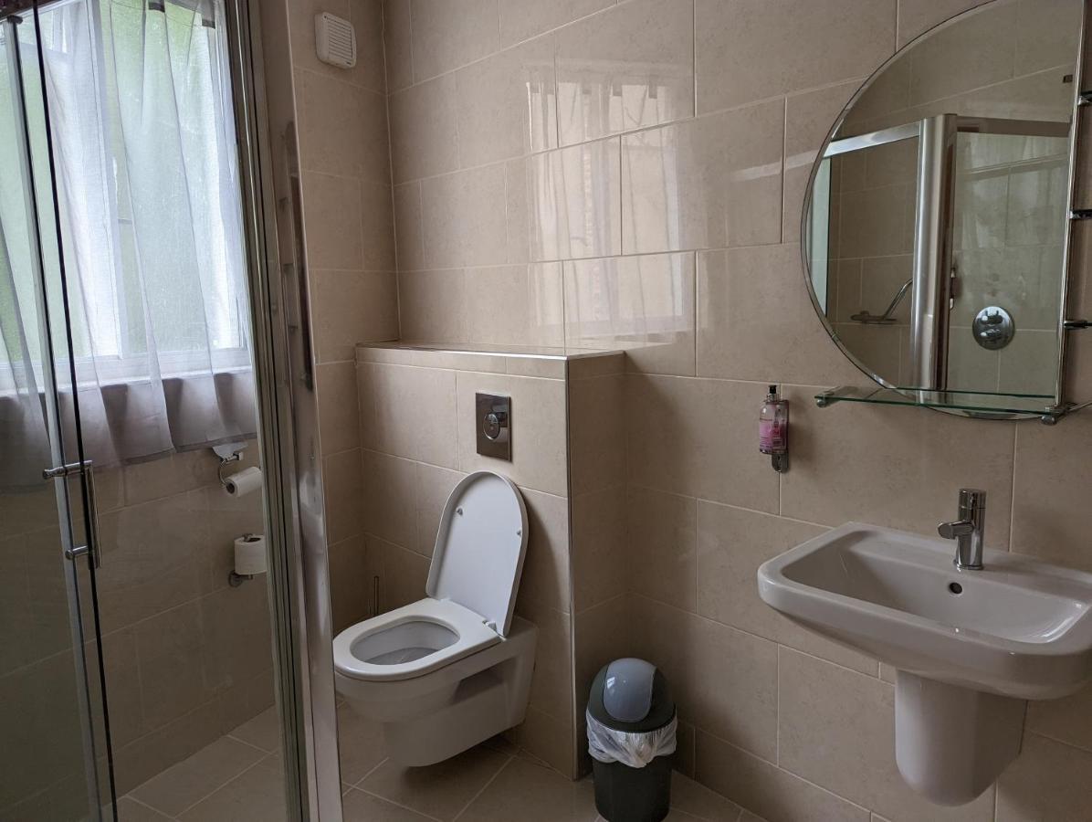 Barley Sheaf, Old Bridge Street En Suite Rooms, Room Only Truro Ngoại thất bức ảnh